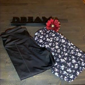 NWOT VS Pink Leggings